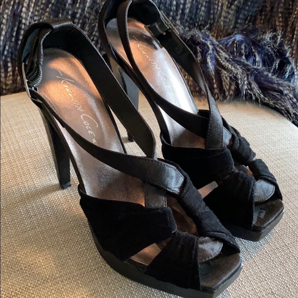 Kenneth Cole Black Satin/Suede Heeled Sandal